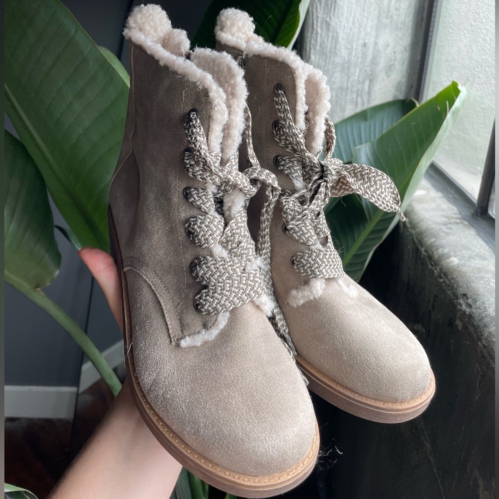 Lifestride boots